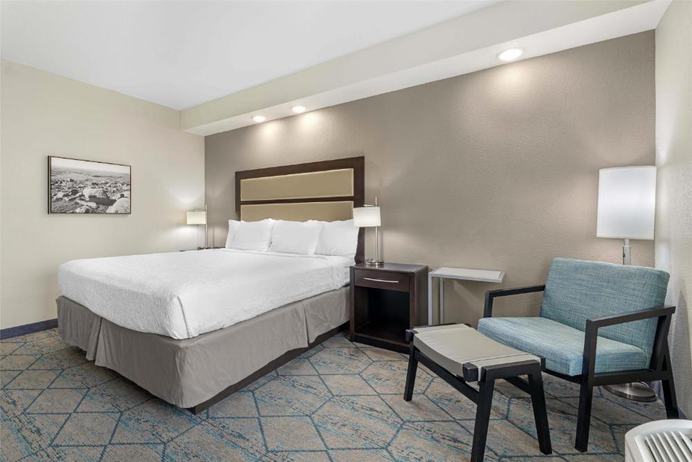 King Room interior